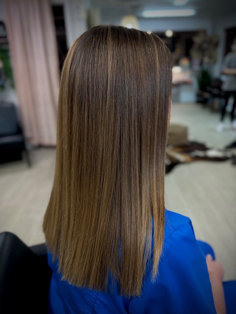 HairWorks Salon & Beauty Bar